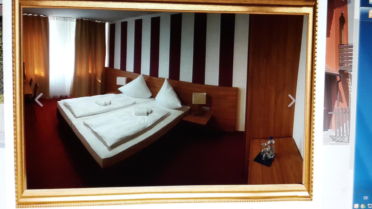 Hotel Relax Wachenroth ภายนอก รูปภาพ