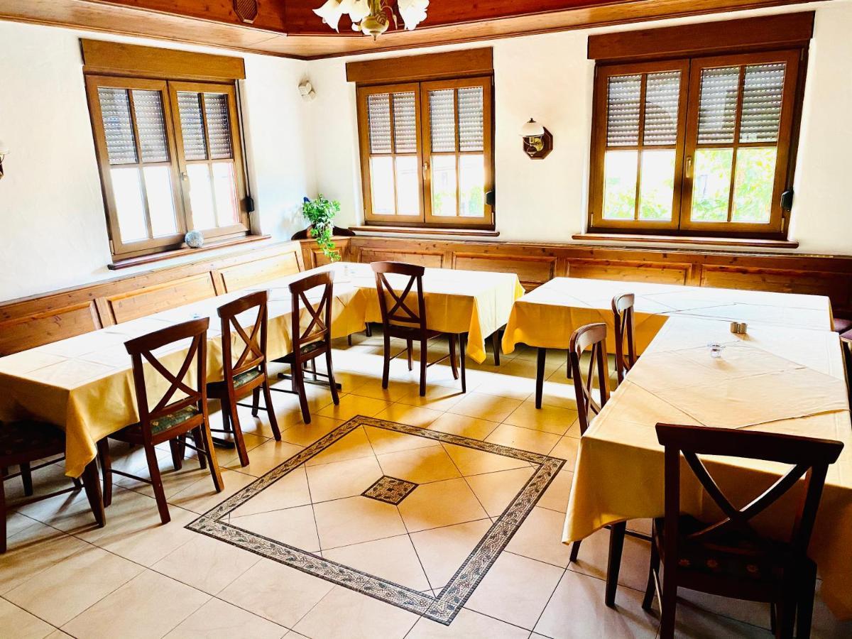 Hotel Relax Wachenroth ภายนอก รูปภาพ