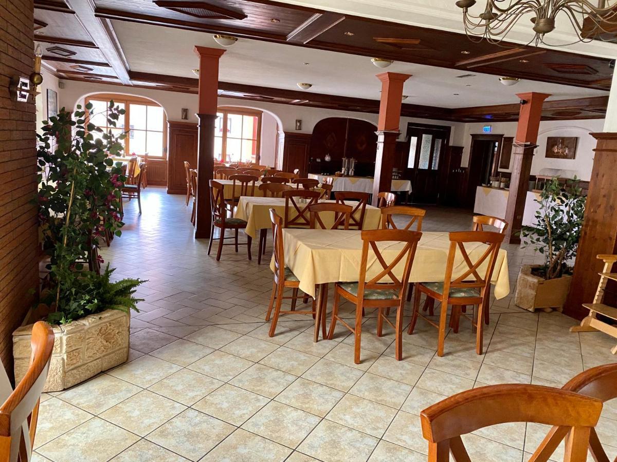 Hotel Relax Wachenroth ภายนอก รูปภาพ