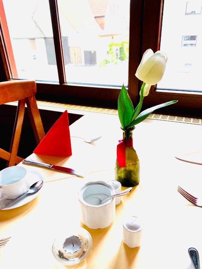 Hotel Relax Wachenroth ภายนอก รูปภาพ